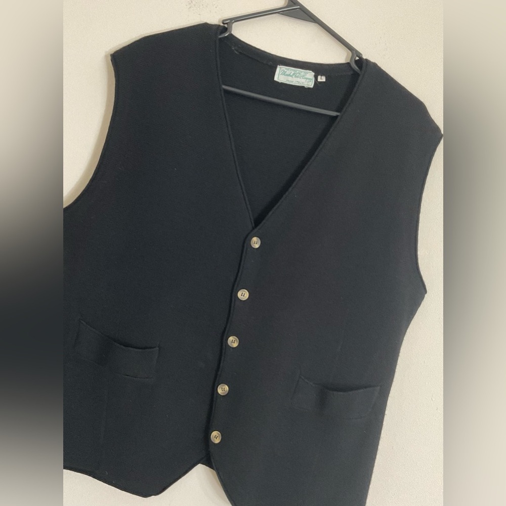 Vintage Marshall Fields Italian Wool Button Up V Neck Black Vest Mens Size Large